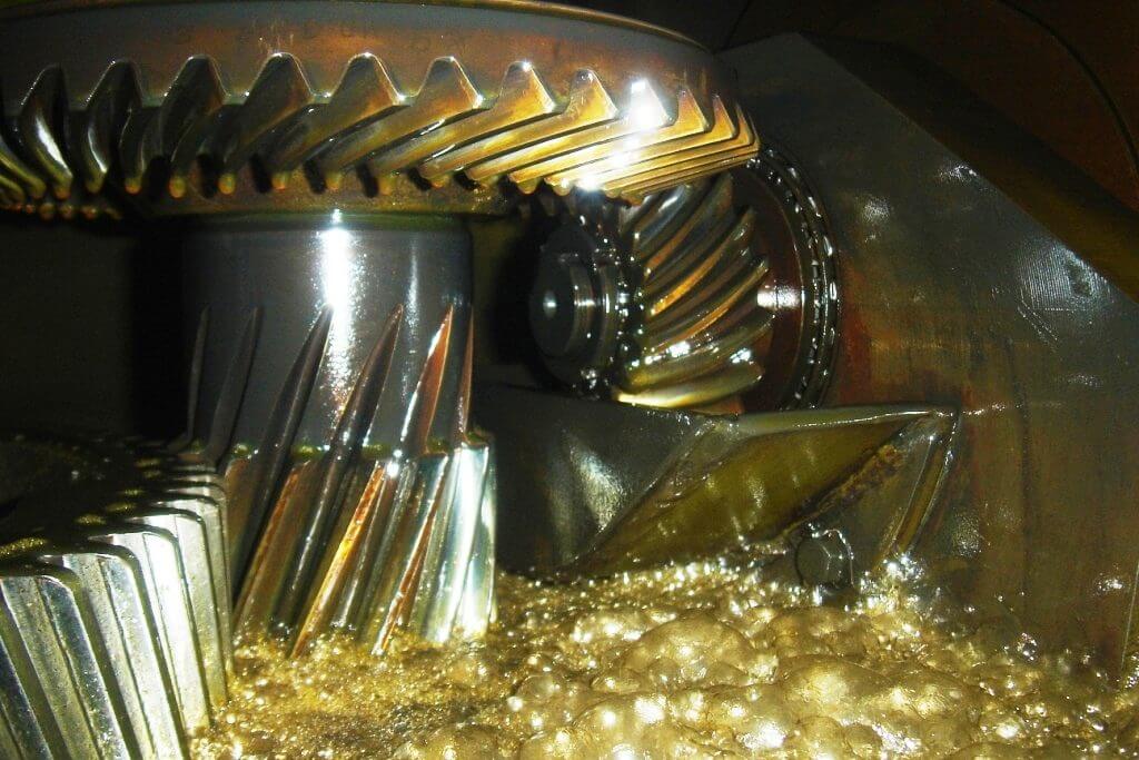 潤滑油泡沫 潤滑油泡沫